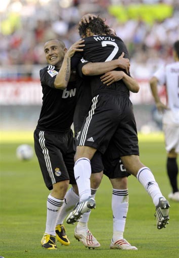 多本土球员 多本土球员