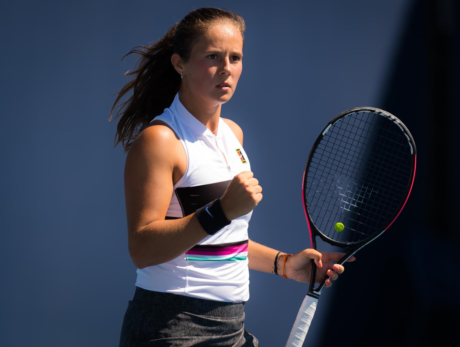 士队目前面 士队目前面