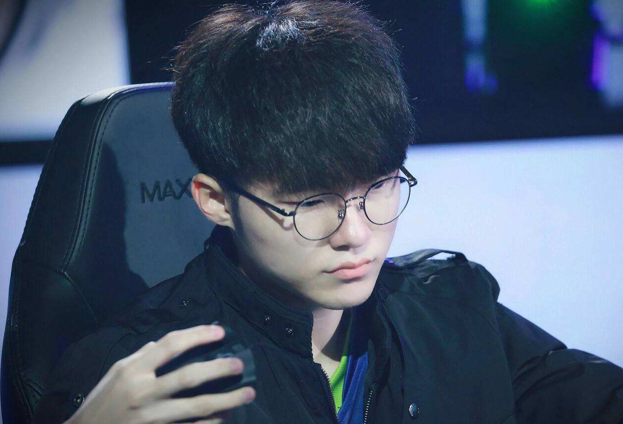 也触及战术